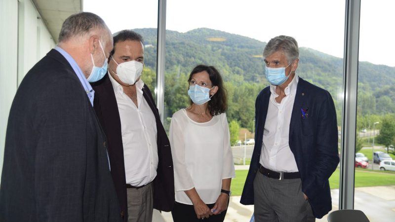 Un moment de la presentació en roda de premsa del Pla de prevenció del suïcidi a Catalunya