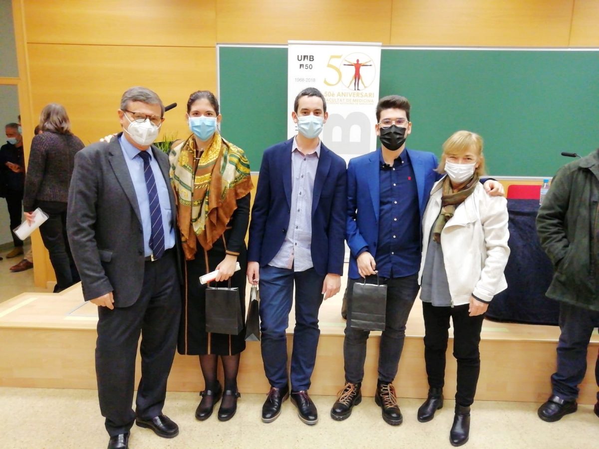 Three graduates of the Parc Taulí teaching unit receive the Extraordinary Degree in Medicine awarded by the UAB