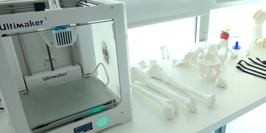 Enllaç a  Material d’impressió 3D per fer front a la pandèmia de COVID-19