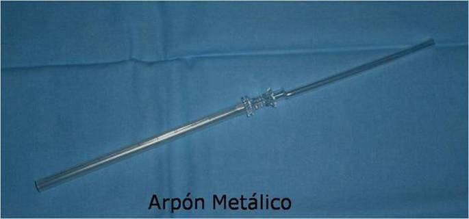 Arpó metà l·lic. Marcatge pre-quirúrgic guiat per ultrasons. Unitat Radiologia Mamà ria. UDIAT. Parc TaulÃ